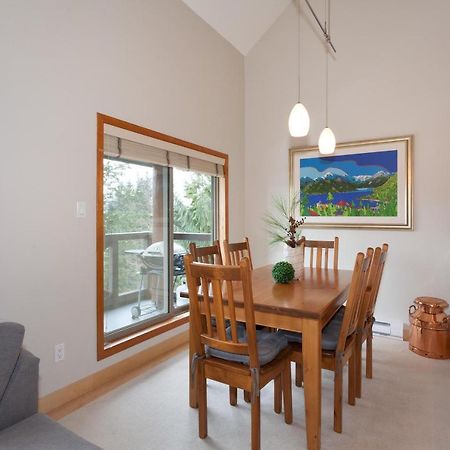Painted Cliff 11 | Dog Friendly! Ski-In Ski-Out Benchlands Townhome W/ Hot Tub & Fireplace Whistler Dış mekan fotoğraf
