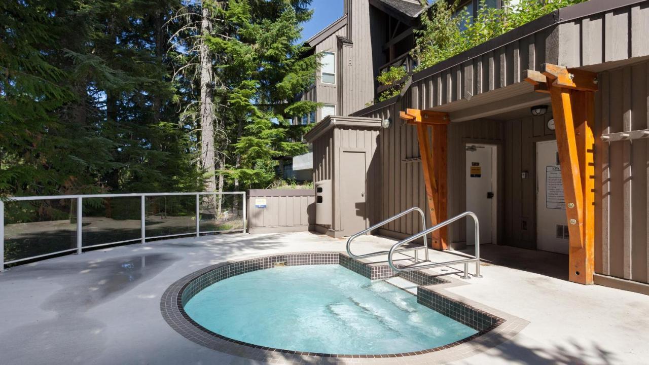 Painted Cliff 11 | Dog Friendly! Ski-In Ski-Out Benchlands Townhome W/ Hot Tub & Fireplace Whistler Dış mekan fotoğraf
