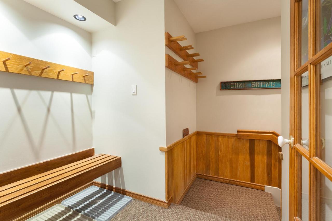 Painted Cliff 11 | Dog Friendly! Ski-In Ski-Out Benchlands Townhome W/ Hot Tub & Fireplace Whistler Dış mekan fotoğraf